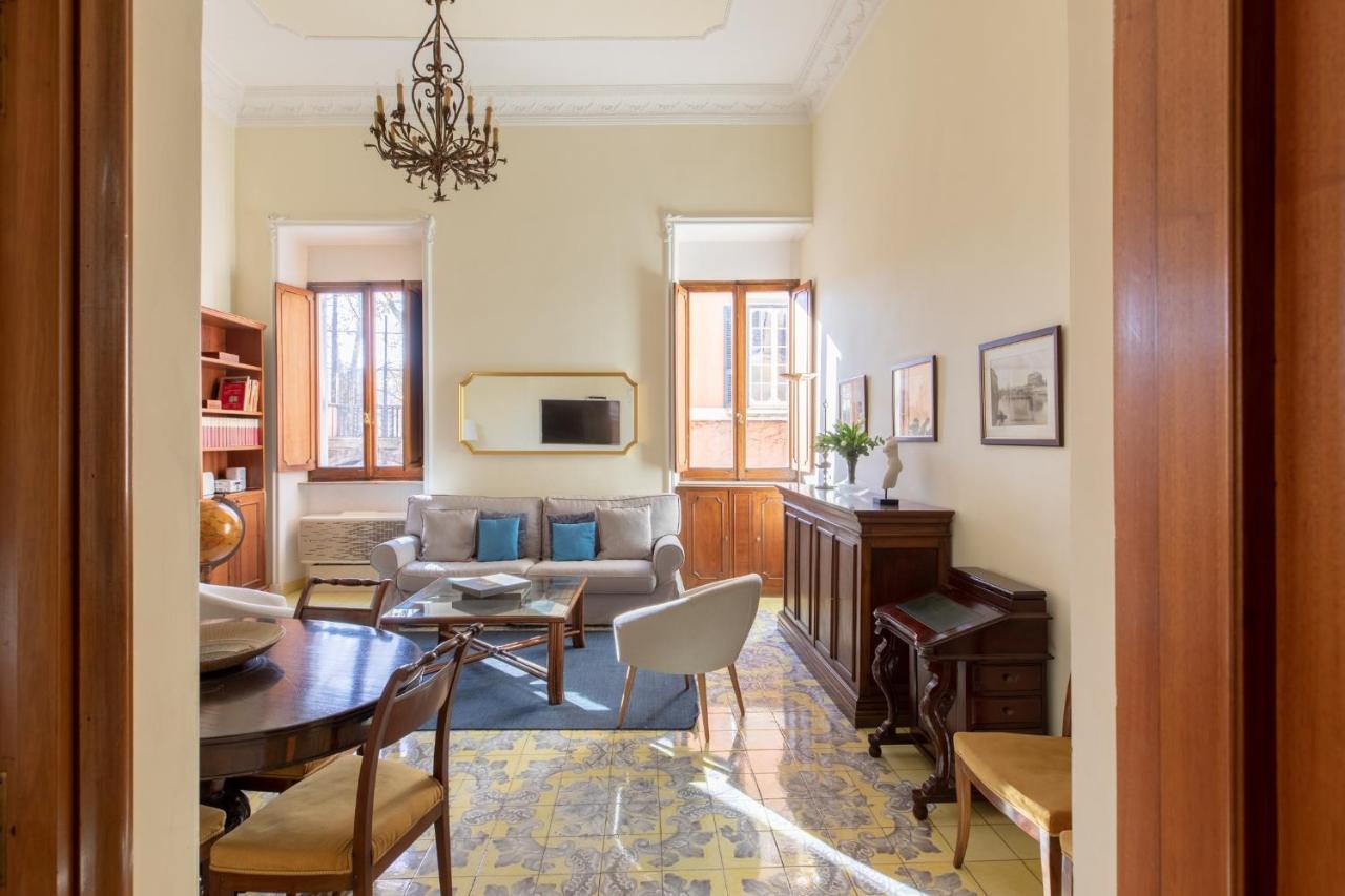 Appartement Iflat Campo De Fiori Cozy Flat à Rome Extérieur photo